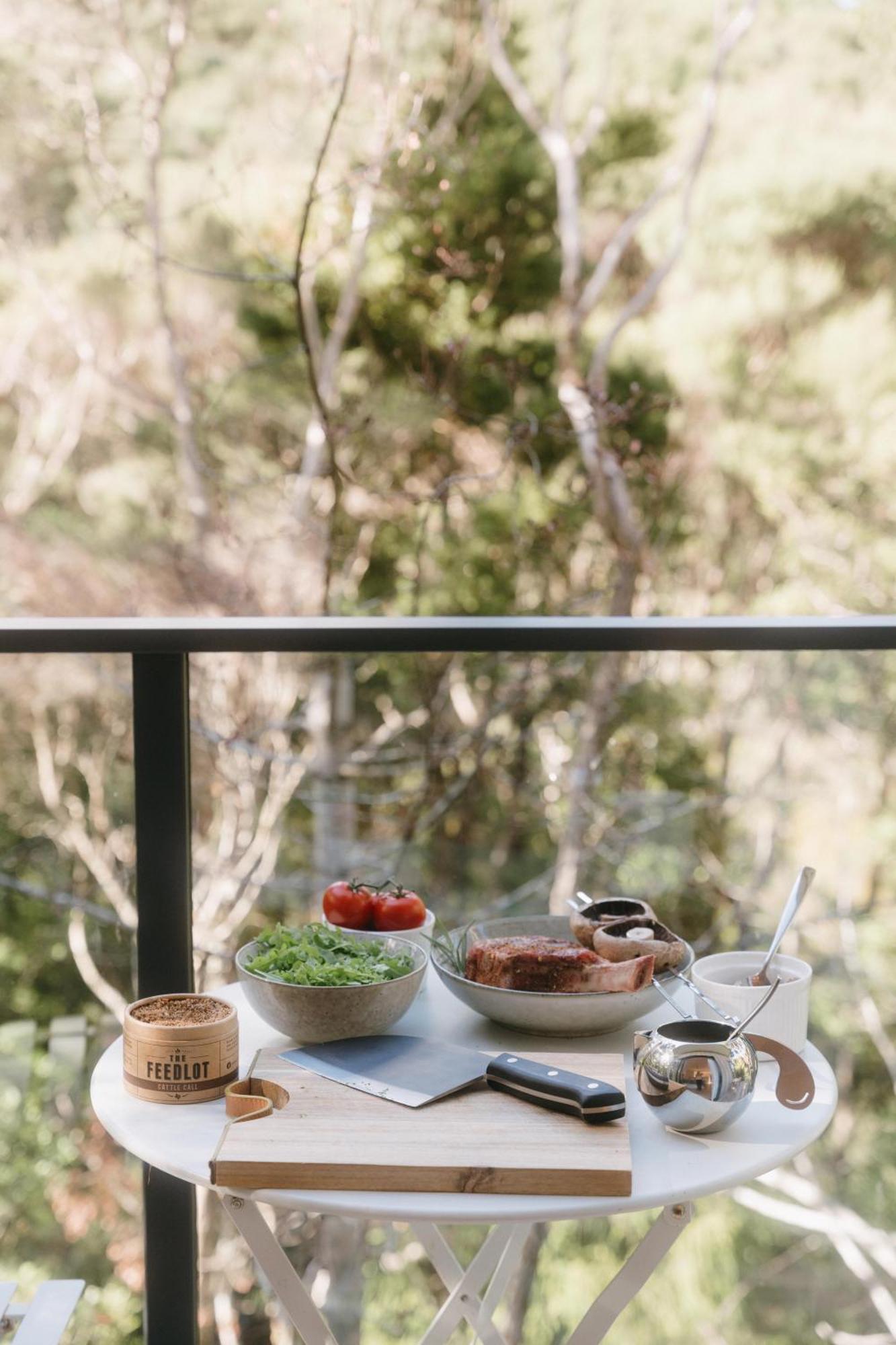 Treehouse Hideaway At Rekindle Tree Houses Opua Extérieur photo